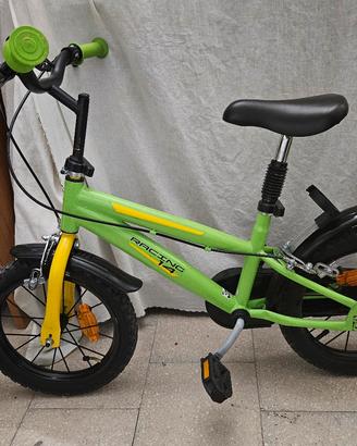 Bicicletta da 14 pollici completa di rotelle