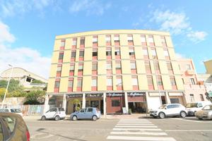 3 LOCALI A CAGLIARI