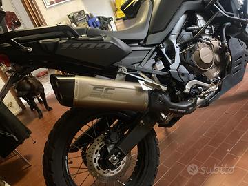 Africa Twin 1100  Tubeless ( S.Accessoriata )