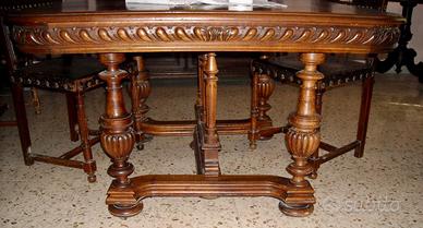 Tavolo antico con 6 sedie