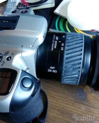Macchina fotografica dynax 500 si