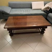 Tavolo basso in arte povera da salotto