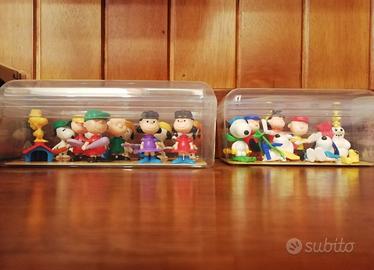 Sorprese, puzzle, scatola, cartellina dei Peanuts