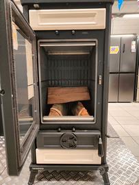 stufa a legna Vittoria |Thermorossi