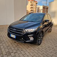 Ford Kuga 2.0 TDCI 180 CV 4WD Powershift ST-Line