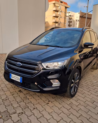 Ford Kuga 2.0 TDCI 180CV 4WD ST-Line - promo super