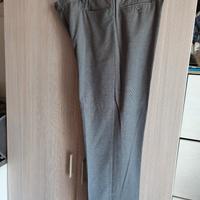 Pantaloni grigi taglia 54