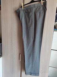 Pantaloni grigi taglia 54