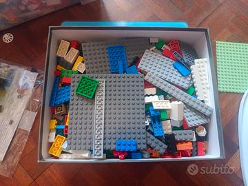 LEGO originali 1 kg + basi grandi, ottime condizio