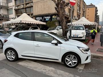 Renault Clio Hybrid Iva Esposta Uniproprietario