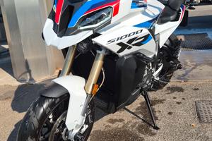 BMW S1000XR 2025