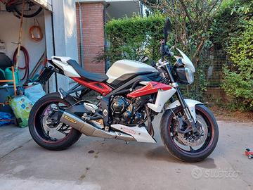 Triumph Street Triple 675R 
