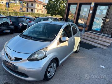Toyota Aygo 1.4 turbodiesel 5 porte Sol