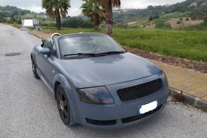 AUDI TT 1ª serie - 2000