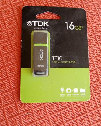 Pennetta USB TDK da 16 GB nuova