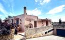 villa-indipendente-con-ampio-giardino-nel-cuore-de
