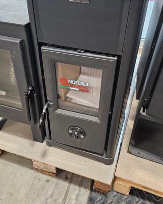 Stufa NORDICA a Legna 7kw in Ghisa Nuova 
