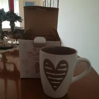 Caffettiera e 2 mug Batticuore Brandani