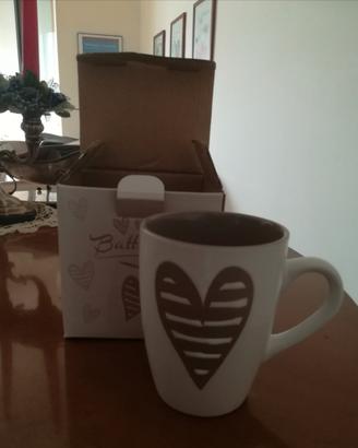 Caffettiera e 2 mug Batticuore Brandani