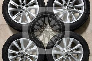 Cerchi 16 e pneumatici invernali Toyota Corolla