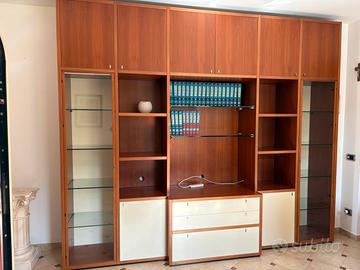 Poliform in ciliegio livreria soggiorno