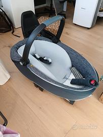 Maxi cosi navicella Jade + base Isofix