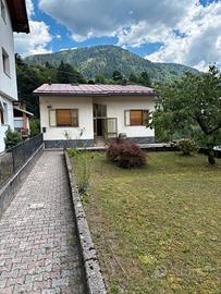 Casa indipendente con giardino a Paularo
