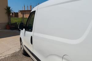 Fiat doblo' 2010