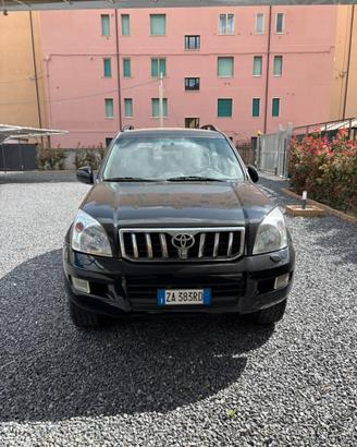 Toyota Land Cruiser KDJ120 automatico