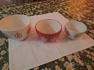 TRE CIOTOLE TAZZE  DA ARREDAMENTO CERAMICA