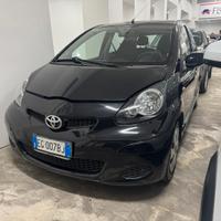 Toyota Aygo 1.0 12V VVT-i 5 porte Now Connect