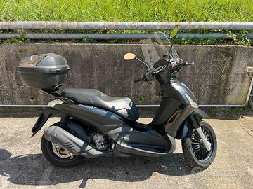 Piaggio Beverly 300