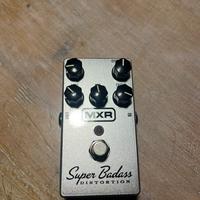 Pedale MXR Super Badass distortion