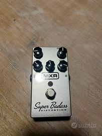 Pedale MXR Super Badass distortion