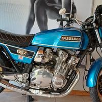 Suzuki GSX 750