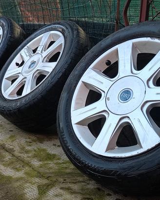 Quattro cerchi in lega 15 pollici Fiat punto 2°ser