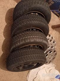 Cerchi in ferro e pneumatici invernali  175 65 14
