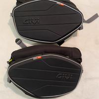 Ea 101 b borse laterali morbide givi moto scooter