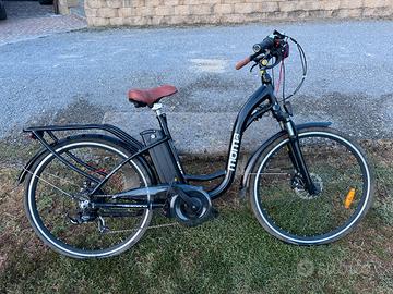 MOMA E-Bike 28” – City Bike Elettrica