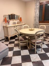 Mobile sala più tavolo e sedie stile shabby