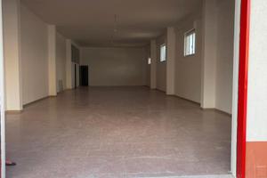 Magazzino vill mose 270 mq