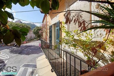Appartamento di 91 m² con 4 locali a Finale Ligure