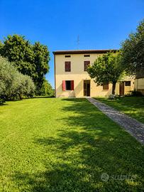Villa di 106 m² con 5 locali e posto auto a Gradar