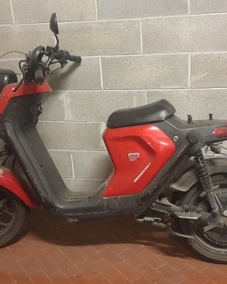 MOTORINO ELETTRICO NIU UQI GT PRO INCIDENTATO