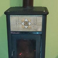Stufa a legna modello Nordica