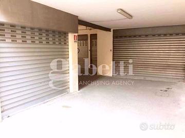 Box/Posto auto Arzano [1557802VRG]