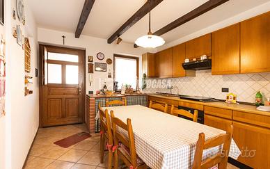 Terratetto in corte senza spese condominiali