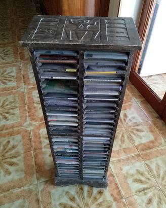 Porta CD etnico compresi numerosi CD e cassette