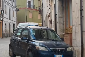 Mazda2