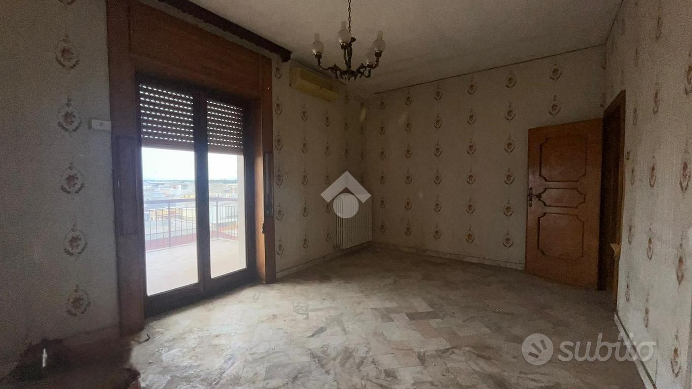 4 LOCALI A CERIGNOLA - Vista 3